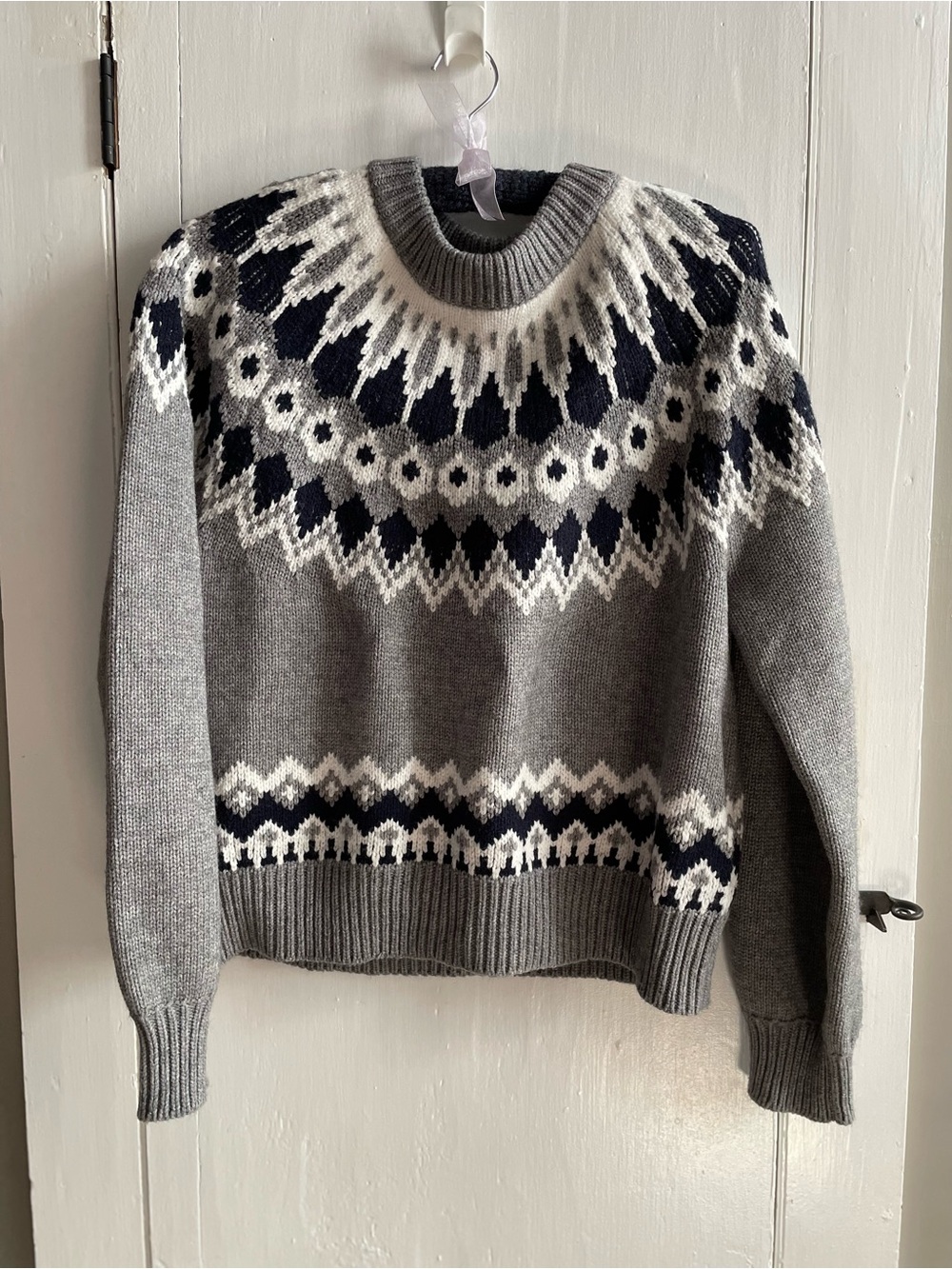 Gray, Black & White Classic Nordic Pattern Crewneck Sweater - Women's Size M